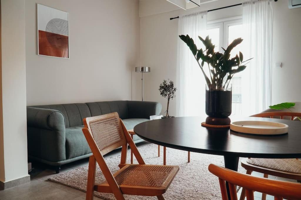 Charming Apartment In Keramikos เอเธนส์ ภายนอก รูปภาพ